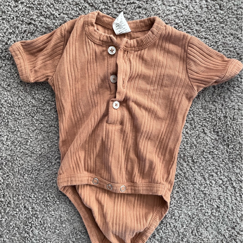Kate Quinn onsie